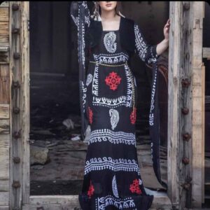 لباس کردی زنانه مشکی رنگ ایرانی