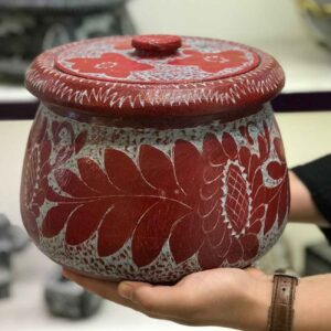 دیزی سنگی ایرانی مخصوص آبگوشت با طرح گل