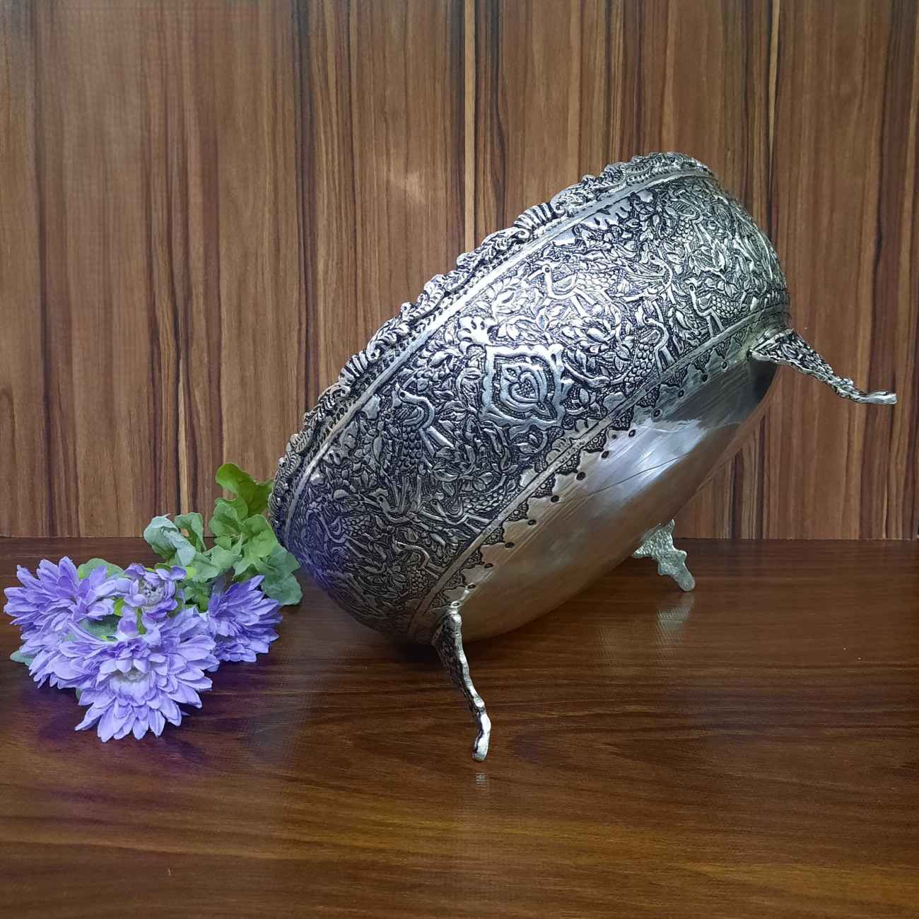 کاسه نقره تزئینی ایرانی با جزئیات دستساز – ایدهآل برای دکوراسیون سنتی