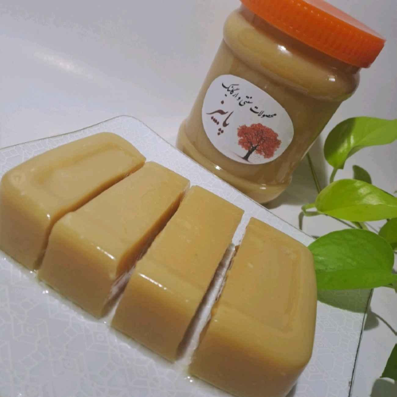 قره قوروت کرهای ارگانیک ایرانی سرشار از کلسیم – ۸۰۰ گرم