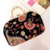 کیف دستی رسمی مخمل گلدوزی شده با طرح بته جقه به رنگ مشکی