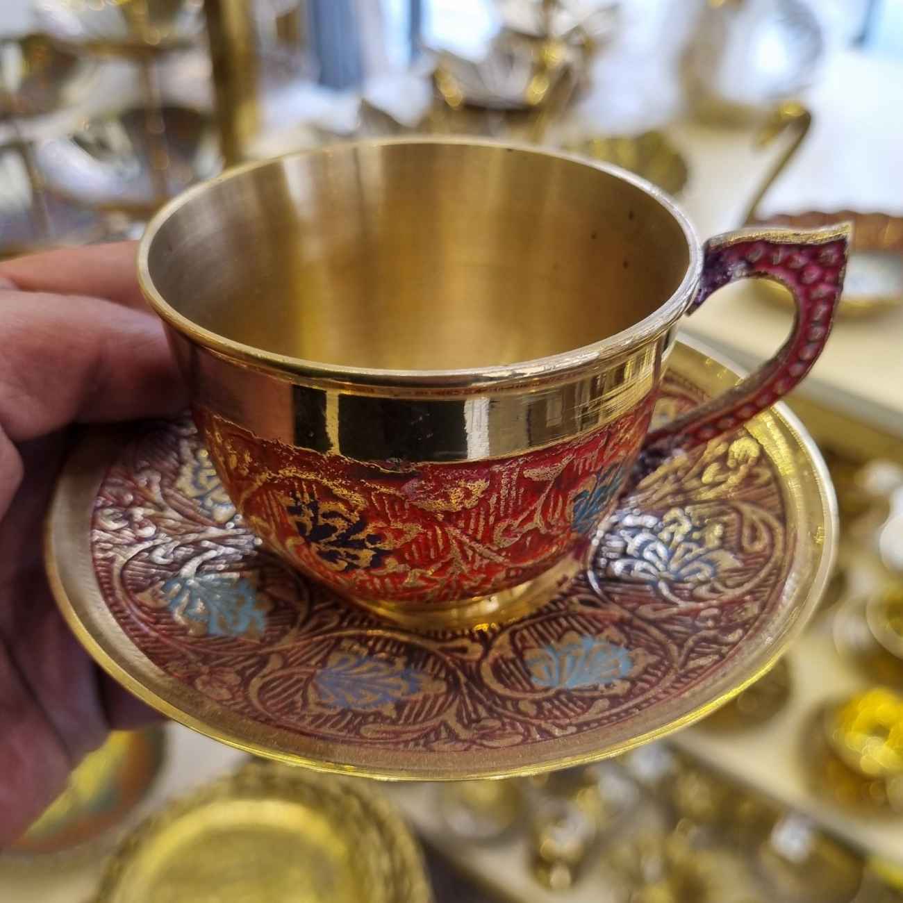 سرویس فنجان و نعلبکی برنجی طرح میناکاری (6 عددی)