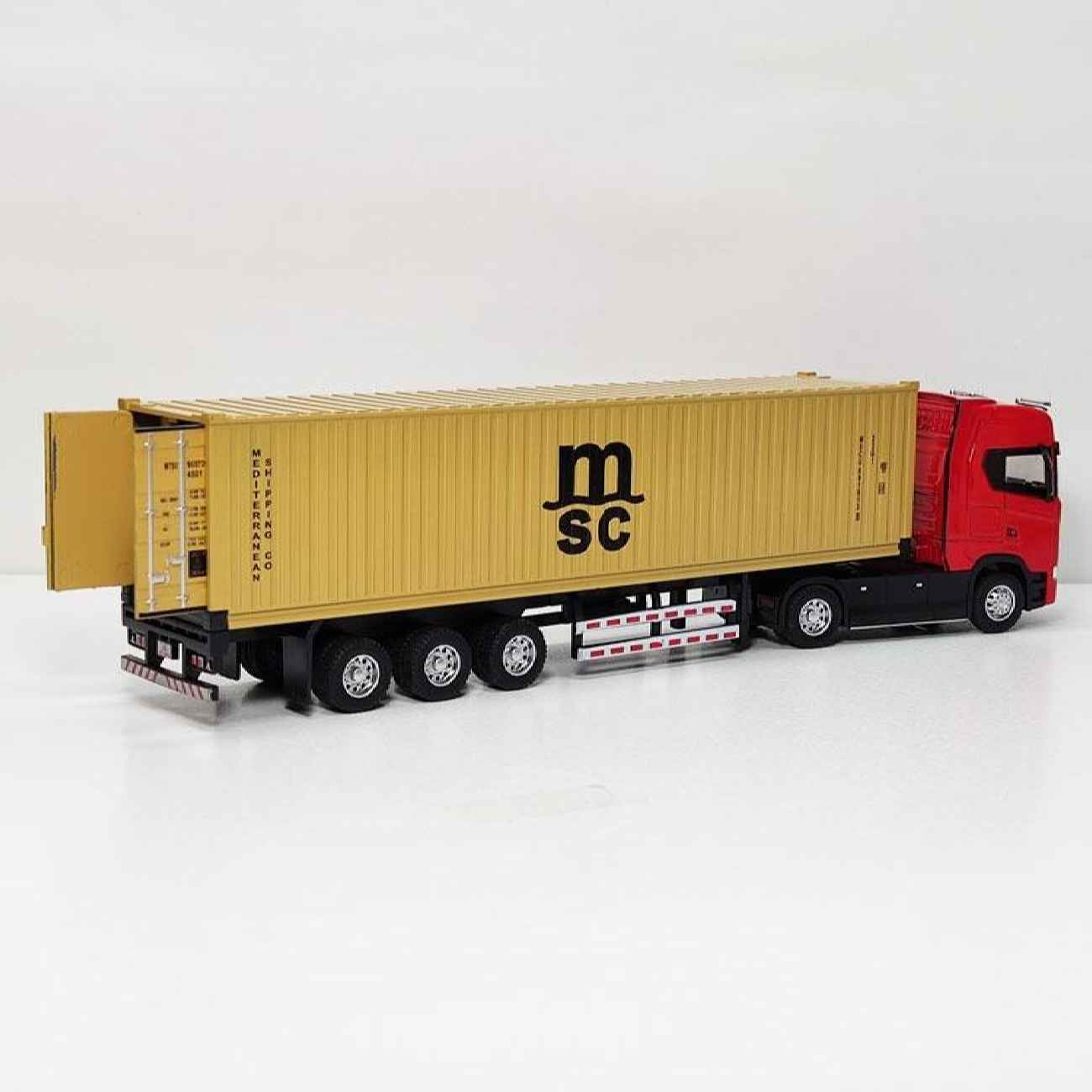 کامیون اسباببازی اسکانیا – با کانتینر حمل و نقل MSC و جزئیات پیچیده