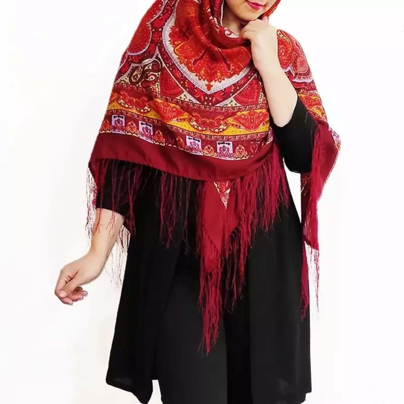 روسری نخی ترکمن، شاهکاری از هنر و گرما