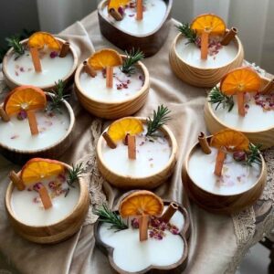 شمع‌های گیاهی معطر با شیشه چوبی و طرح مرکبات