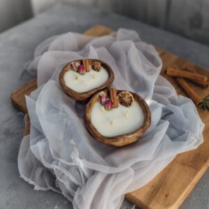 شمع‌های چوبی معطر با طرح دارچین، گل رز و لیمو