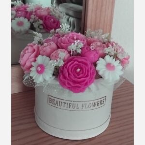 جعبه گل شمعی تزئینی با طرح گل به رنگ صورتی