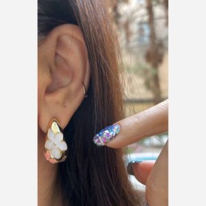 گوشواره استیل میناکاری طرح گل زیبا – شیک و زیبا