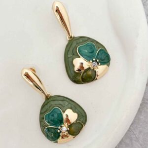 گوشواره زنانه طرح گل میناکاری سبز استیل