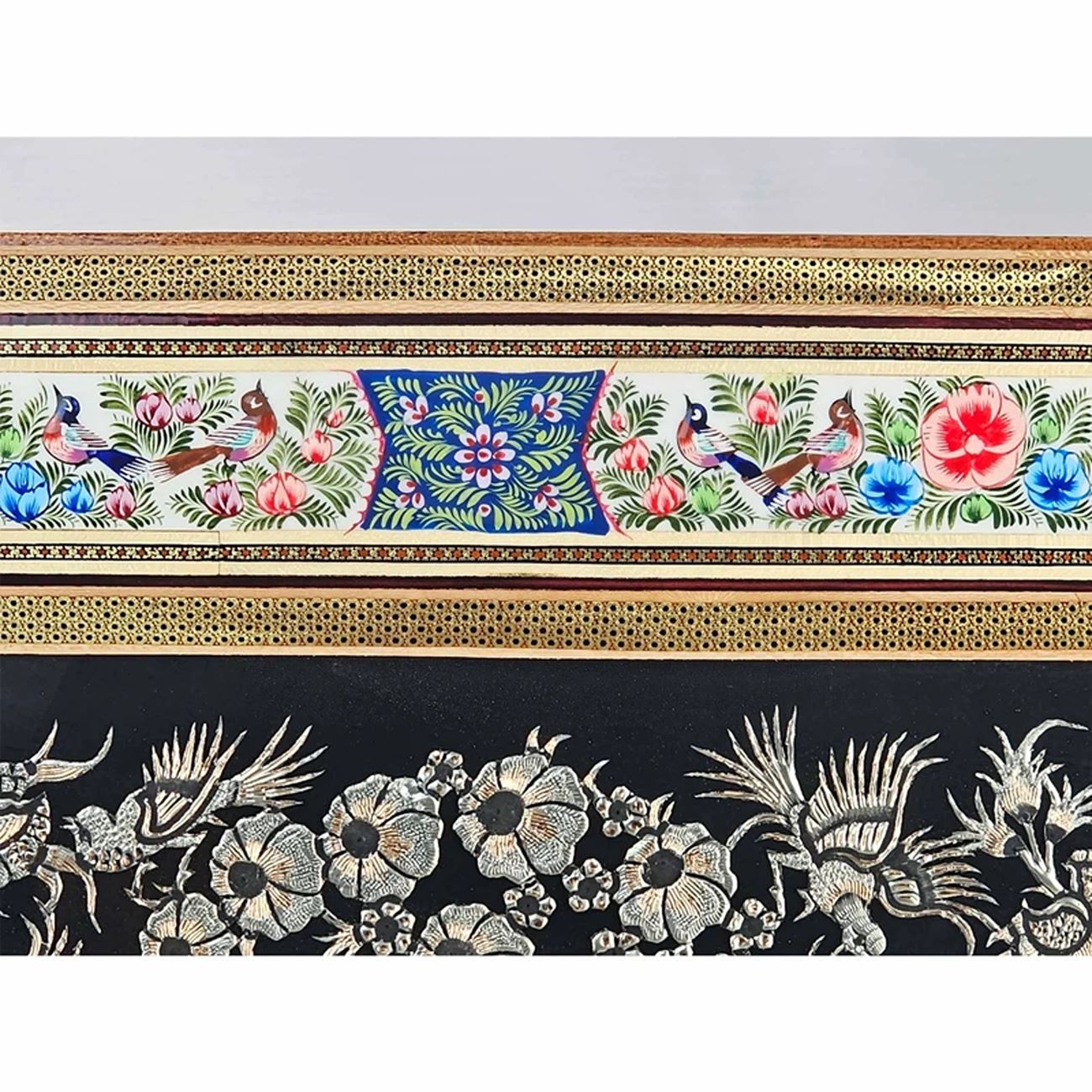 قاب دیواری برنجی قلمزنی شده دست ساز با طرح خاتم کاری
