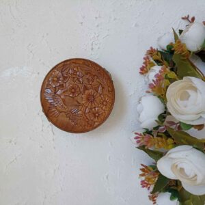 جعبه جواهرات دست ساز از جنس چوب گردو با طرح گل و پرنده زیبا