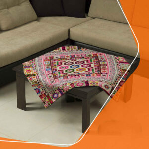 رومیزی مخمل ایرانی مزین با نقوش هندسی پیچیده
