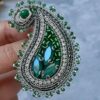 سنجاق سینه نگین‌دار طرح سنتی ترمه