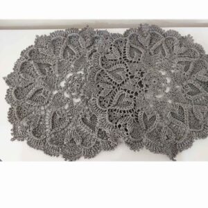 زیرانداز توری گلدار خاکستری Macrame طرح Doily