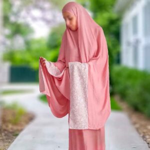 چادر نماز اسلامی با نیم چادر و دامن صورتی بسیار نرم – ۱۷۰ سانتی‌متر