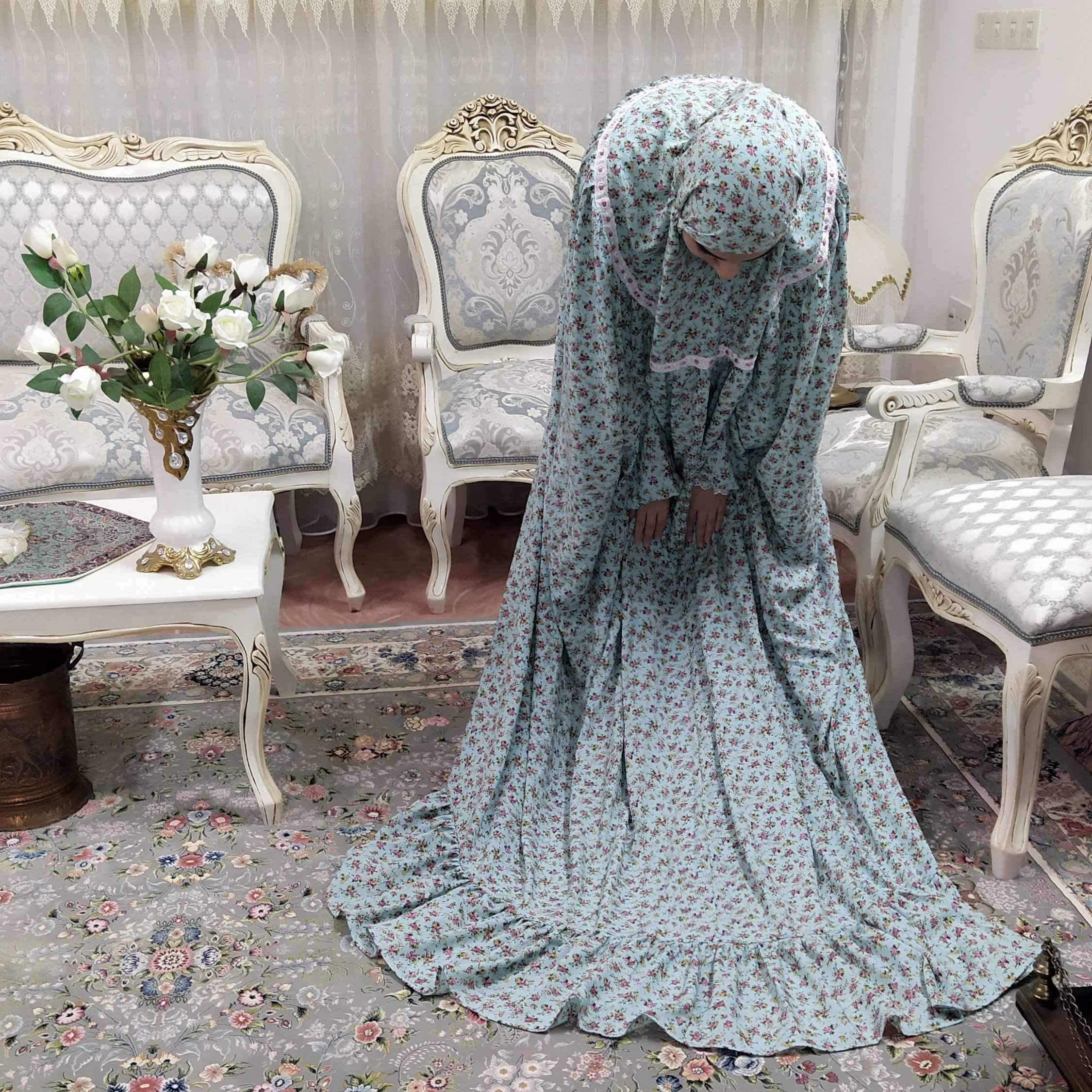 چادر نماز اسلامی آستیندار زنانه طرح ماهی و نخی