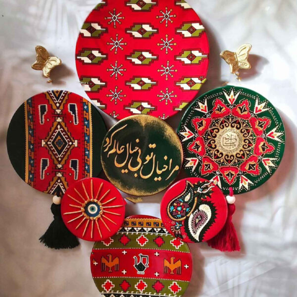سرویس بشقاب سفالی هنری – دکور دیواری یا رومیزی با خوشنویسی فارسی (7 عدد)