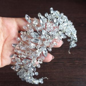 تاج کریستالی عروسی – طرحی زیبا برای عروس و ساقدوش‌ها