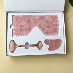 ست ماساژ غلتکی صورت از جنس سنگ رز کوارتز شامل ماسک خواب چشم