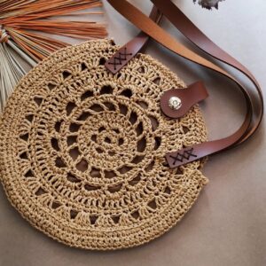 کیف رافیا قلاب‌بافی شده با نخ کاغذی رافیا – سبک و بادوام