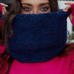 شال گردن زمستانی از جنس پارچه تدی، نرم و گرم برای روزهای سرد