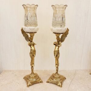 جاشمعی برنزی، طرح فرشته با پایه مربع